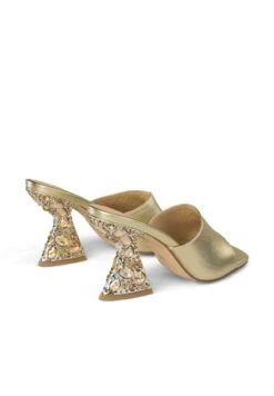 Alma En Pena Brouwerij - Muiltjes Met Hak - Dorado 5 Alma En Pena Brouwerij - Muiltjes Met Hak - Dorado -Alma En Pena 34f01ec963a84d59beea4ca96bb74a49