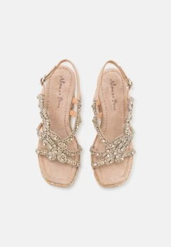 Alma En Pena Sandalen Met Plateauzool - Beige 11 Alma En Pena Sandalen Met Plateauzool - Beige -Alma En Pena 8661bf8432f545739041862c68aec25d