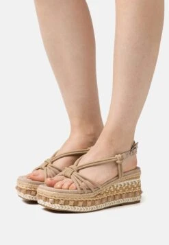 Alma En Pena Espadrilles - Beige